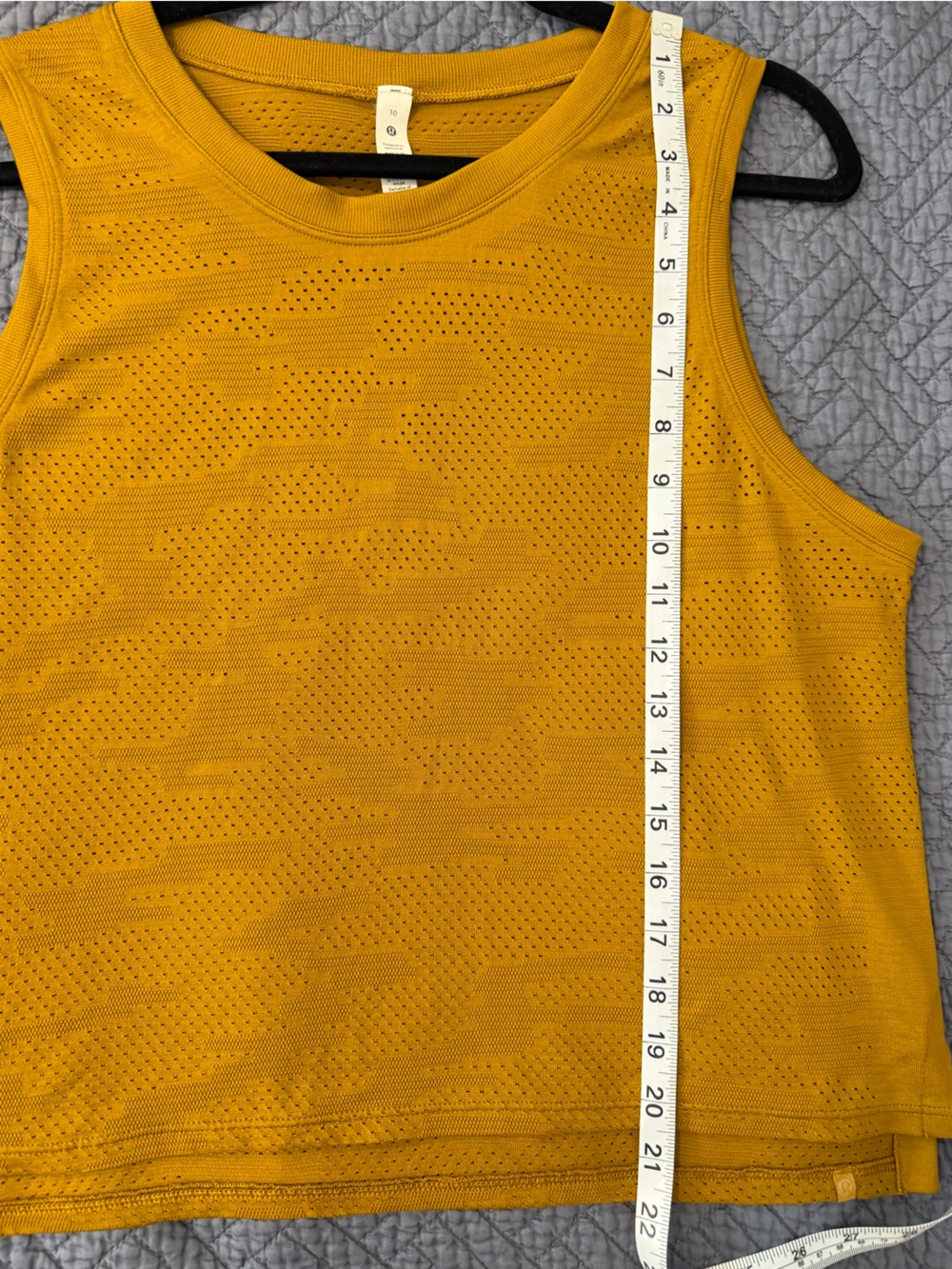Lululemon Train to Be Tank Top Size 10 - Picture 8 of 11